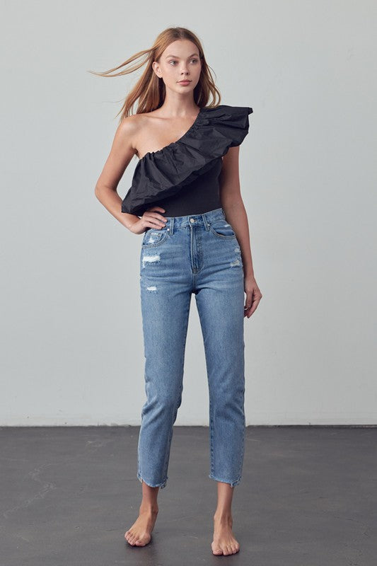 HIGH RISE GIRLFRIEND JEANS