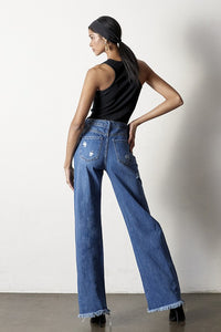 Distressed Frayed Hem Dad Jeans for women over 40