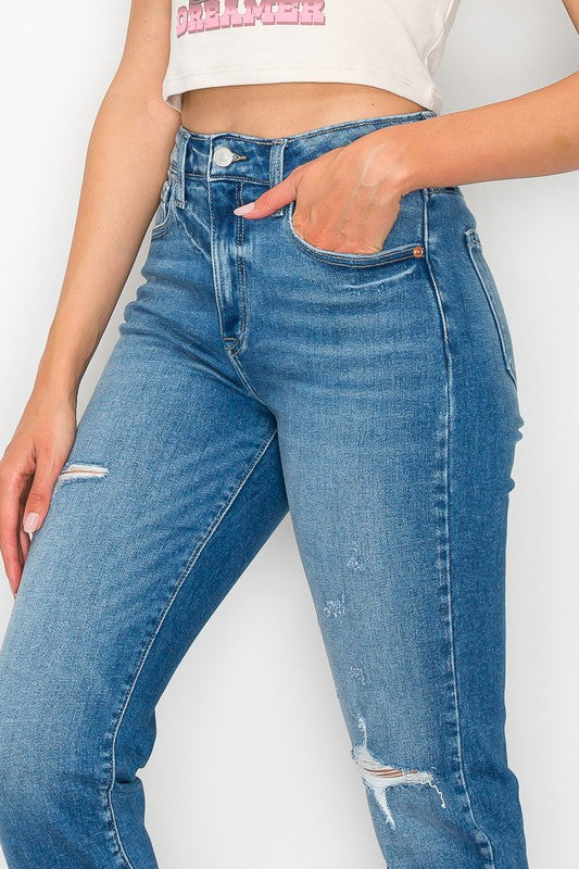 HIGH RISE TAPERED LEG JEANS