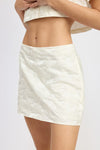 Side view of LOW RISE MINI SKORT