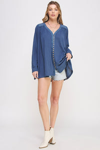 LONG SLEEVE V-NECK OVERSIZED BUTTON DOWN TUNIC