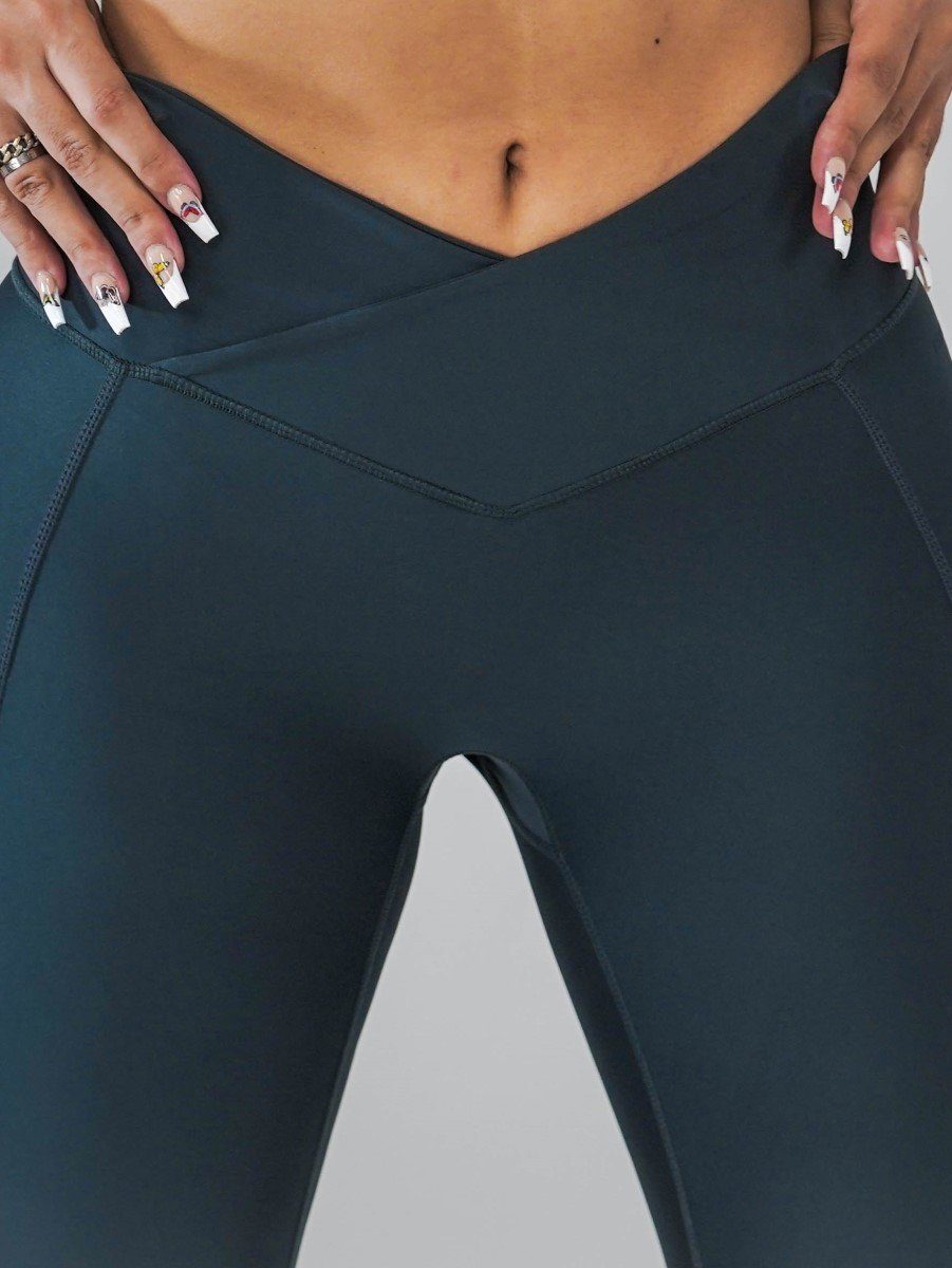 Pristine Pocket Leggings from SLATE 