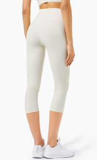 Back of High Rise Cropped Leggings w/ Seamings