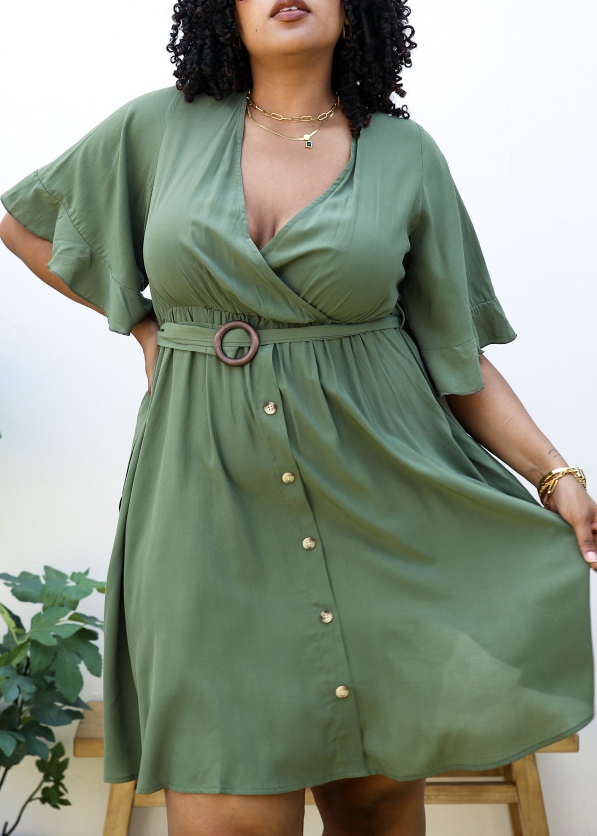 Green Plus Size O-Ring Tied Belt Waist Butterfly Flare Sleeve Midi Dress