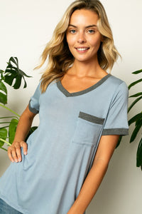 SOLID V NECK TOP