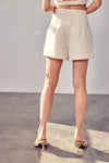 FRONT PLEATS SHORTS