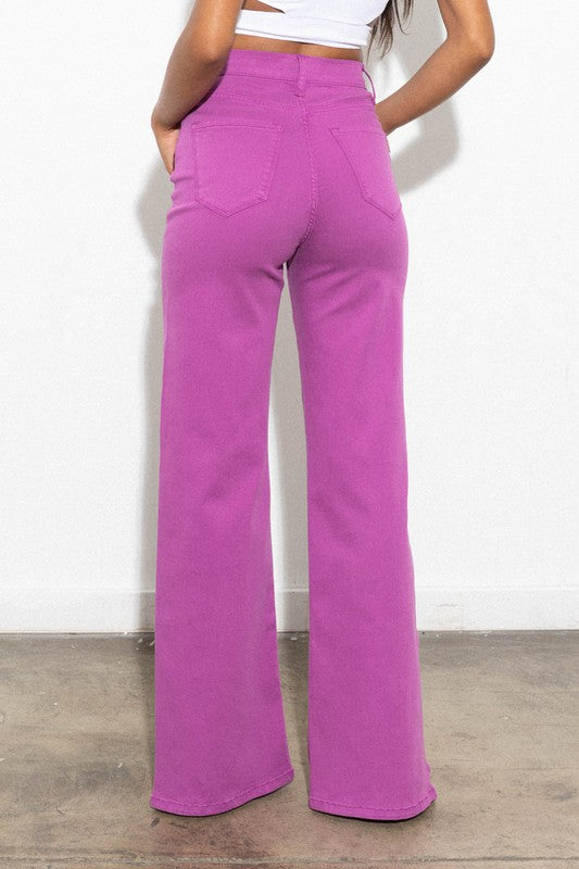 Zoom in of the back of FRONT SLIT WIDE LEG TENCEL PANTS