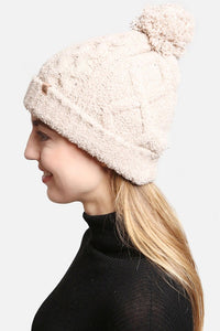 Solid Color Luxury Soft Beanie w Pom Pom