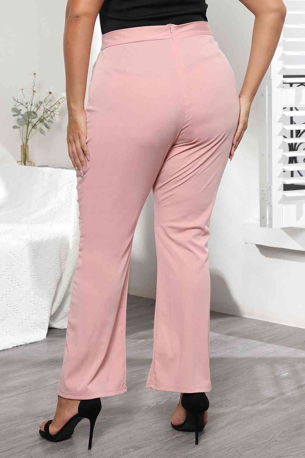 Photo of the back of Plus Size Seamed Detail Plain Pants