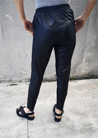 ELEGANT SWEATPANTS - black shiny by BERENIK