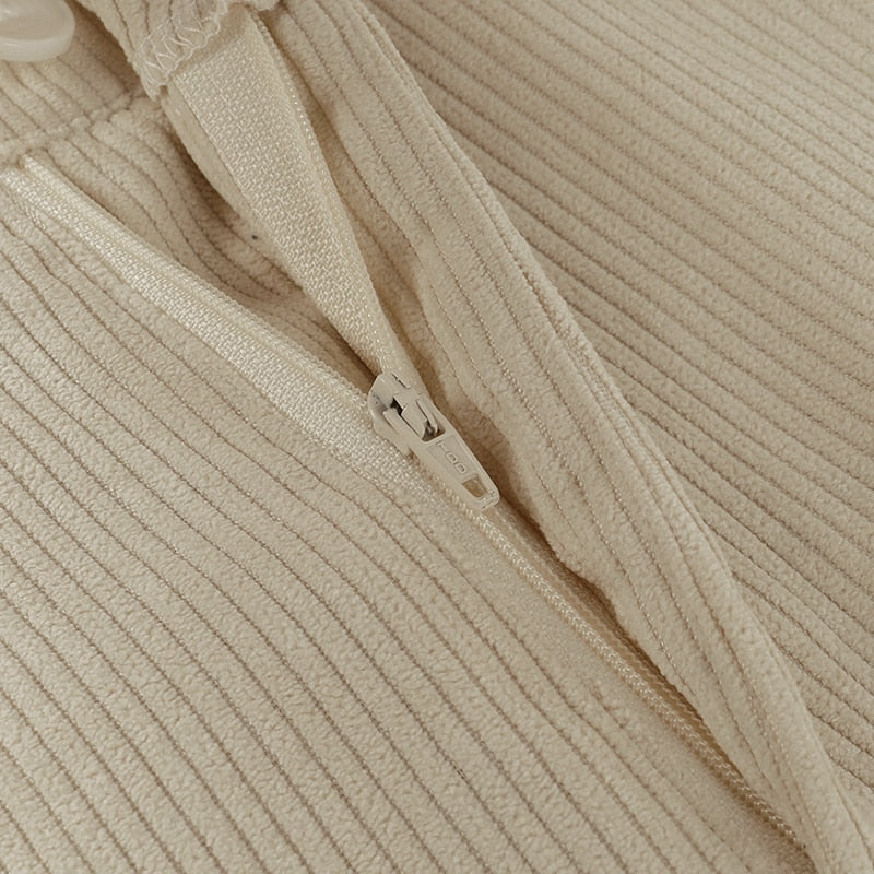 Zipper on Romeo & Juliet Corduroy Trousers